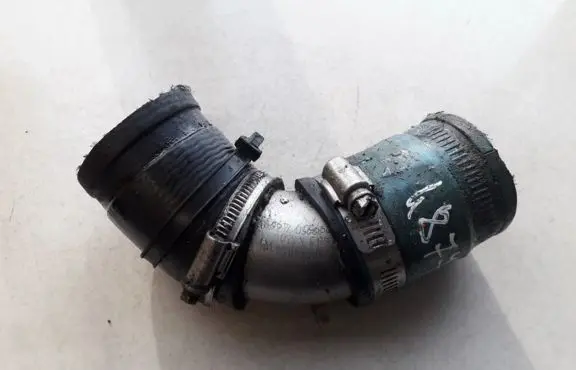 Ford Mondeo Mk III Intercooler hose/pipe