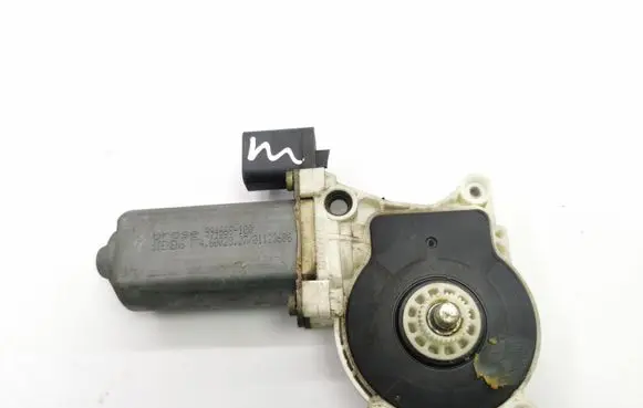 Chrysler 300 - 300C Front door window regulator motor 994668100 7746002827