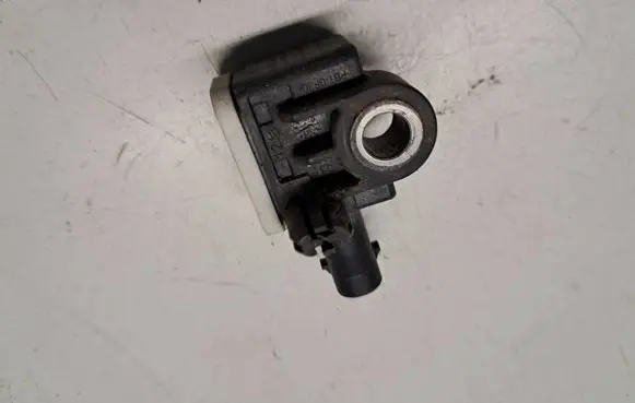 Mercedes-Benz ML W166 Airbag deployment crash/impact sensor A1668210151