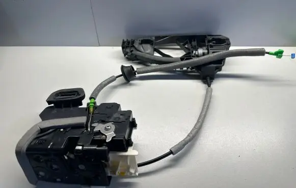 Audi Q8 Front door lock 4K2837015H 40630185
