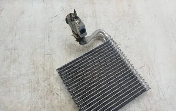 Peugeot Partner Air conditioning (A/C) radiator (interior) 654437N 52143090 HFC134A