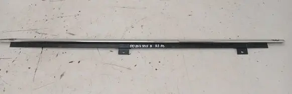 Volkswagen New Beetle Front door glass trim molding 1Y0853955