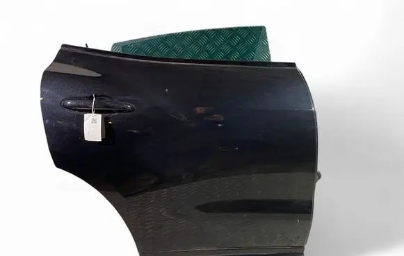 Maserati Levante Rear door