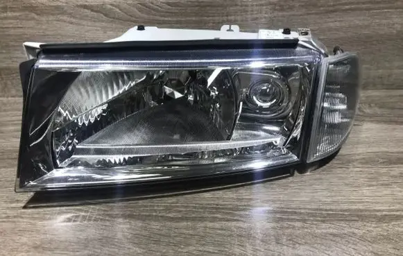 Skoda Octavia Mk1 (1U) Headlight/headlamp 1U1941017N YU3X13B181AA