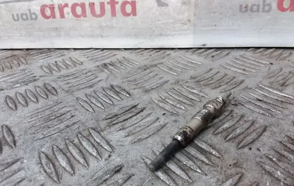 Audi A4 S4 B5 8D Glow plug 0100226227