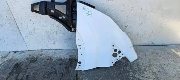 Ford Transit VII Fender 
