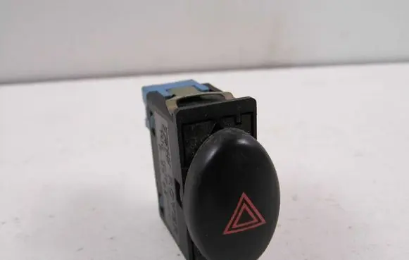 Aixam A751 Hazard light switch YUG101970