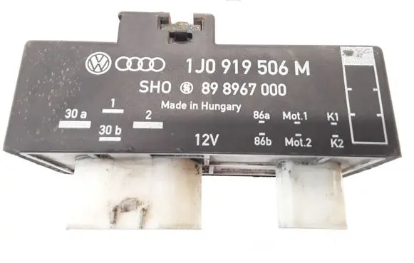 Coolant fan relay