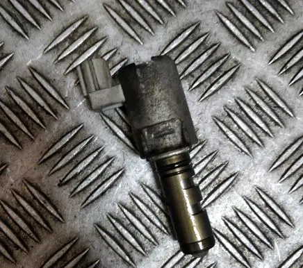 Ford Fiesta Camshaft vanos timing valve CN1G6L713AB