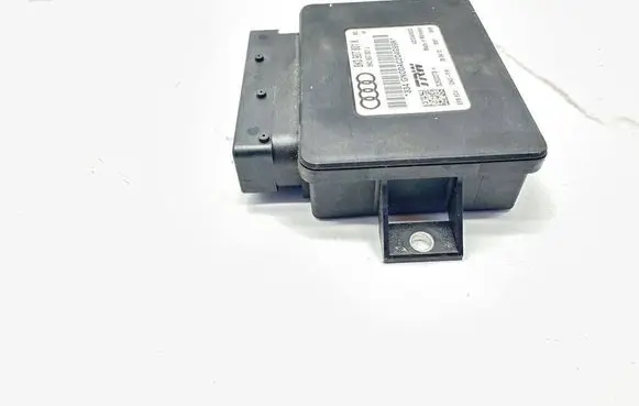 Audi A5 8T 8F Hand brake control module 8K0907801K 8K0907801J 32620278