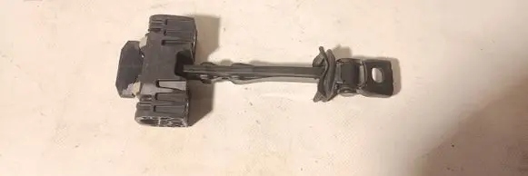 Volkswagen Jetta VI Rear door check strap stopper 5C6839249C 1001436048 D624543