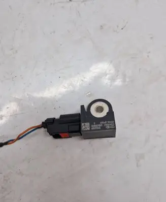 KIA Sorento Airbag deployment crash/impact sensor 959302P000 12122009 610435800