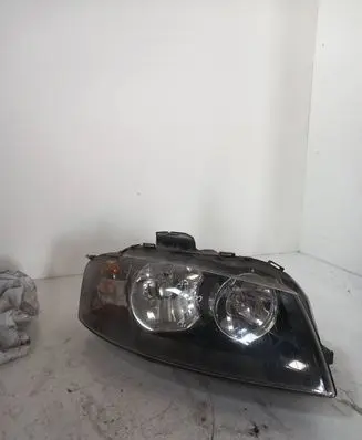 Audi A3 S3 8P Headlight/headlamp
