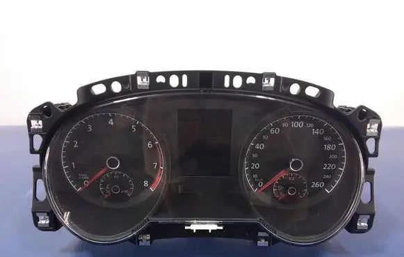 Volkswagen Golf Sportsvan Speedometer (instrument cluster) 517920750C