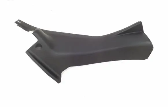 (D)pillar trim (top)