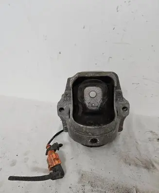 Audi Q5 SQ5 Engine mount bracket 8R0199381
