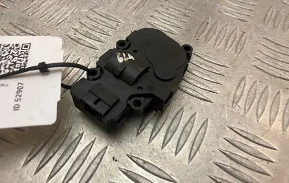 Mercedes-Benz GLA W156 Air flap motor/actuator EXB107B