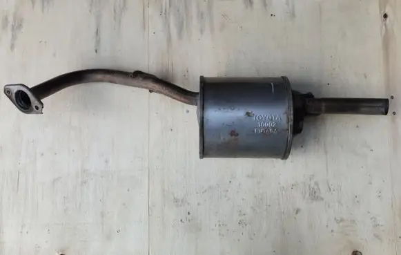 Toyota Yaris Rear muffler/silencer tail pipe 10Q02