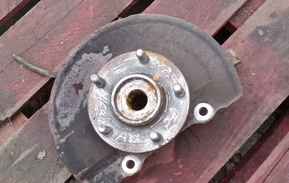 Mitsubishi ASX Front wheel hub 