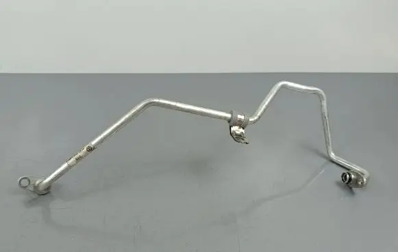 Cupra Formentor Air conditioning (A/C) pipe/hose 05E145140J