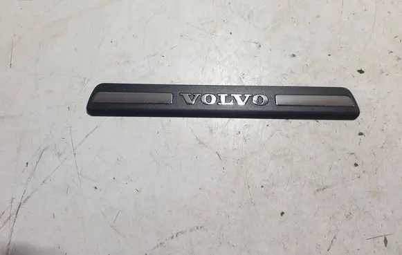 Volvo S80 Rear sill trim cover 8659961