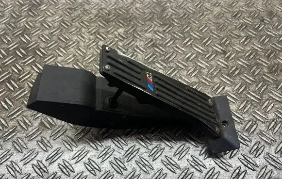 BMW 5 E60 E61 Accelerator throttle pedal