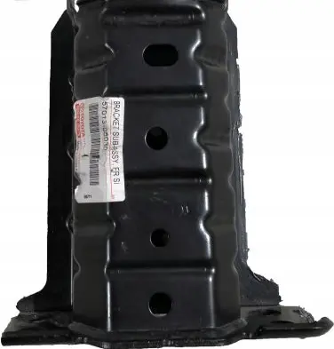 Toyota Avensis T270 Front bumper shock/impact absorber 