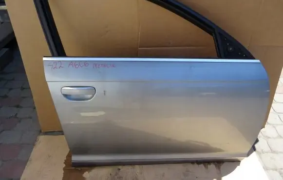 Audi A6 S6 C6 4F Front door