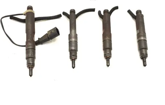 Skoda Fabia Mk1 (6Y) Fuel injectors set 028130203F