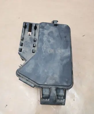 Mercedes-Benz Vito Viano W447 Fuse box cover A4475450069
