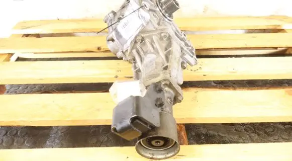 Gearbox transfer box case