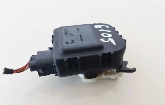 Audi TT Mk1 Air flap motor/actuator 0132801212