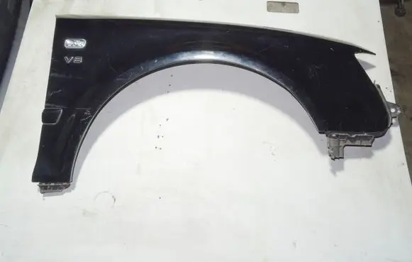 Audi A4 S4 B7 8E 8H Fender 8H0821105B