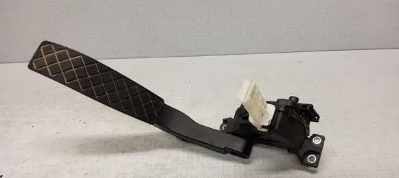Volkswagen Touareg I Accelerator throttle pedal 7L6723507 6PV007770024 1J1858219A