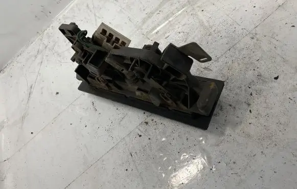 Nissan Patrol Y60 Interior fan control switch 