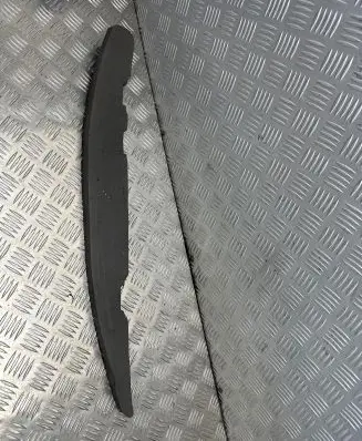 Mitsubishi L200 Fender foam support/seal 