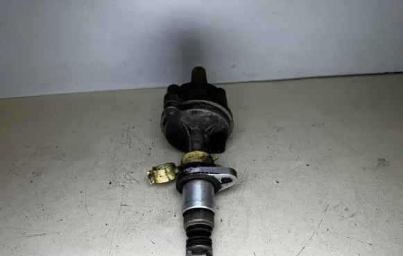 Renault Twingo I Spark distributor 525352A 525352 525352AE2