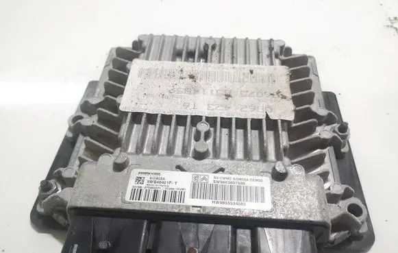 Peugeot 307 Engine control unit/module 5WS40421F 275993571