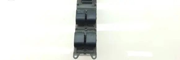 Toyota RAV 4 (XA30) Electric window control switch 8352b66 1611A