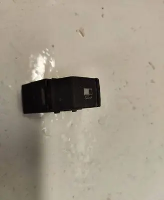 Volkswagen PASSAT B6 Fuel tank opening switch 1J0959833A