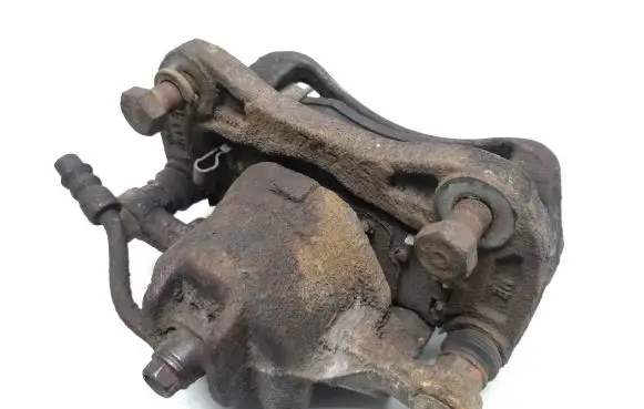 Hyundai i20 (PB PBT) Front brake caliper