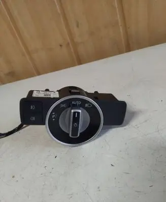 Mercedes-Benz A W176 Light switch A2129050851 10091534 9107