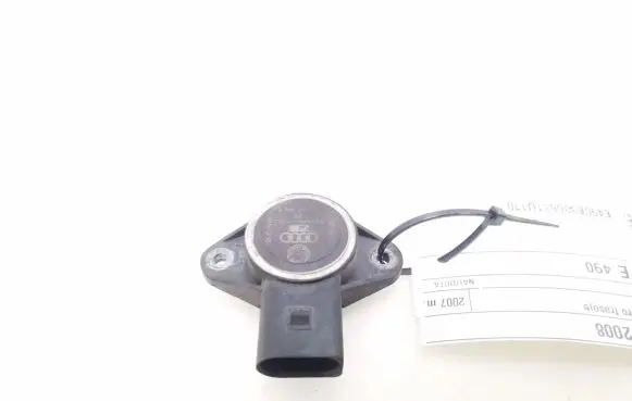 Audi A6 S6 C6 4F Fuel pressure sensor 03C907386B