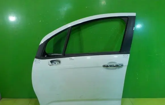 Citroen C3 Front door PRZOD XP238