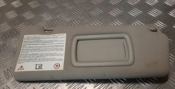 Renault Latitude (L70) Sun visor
