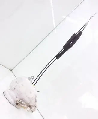 Honda CR-V Front door lock 72111SWAP1