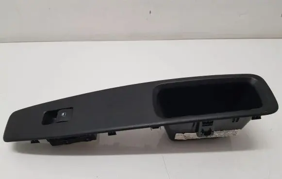 Hyundai i10 Electric window control switch 93581K6500 82741K7100