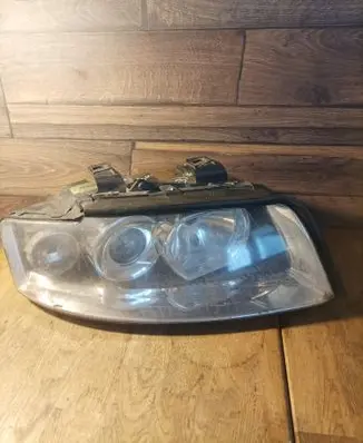 Audi A4 S4 B6 8E 8H Headlight/headlamp
