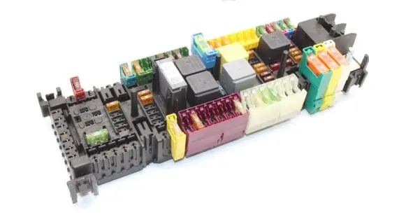 Mercedes-Benz A W176 Fuse box set A2469066600