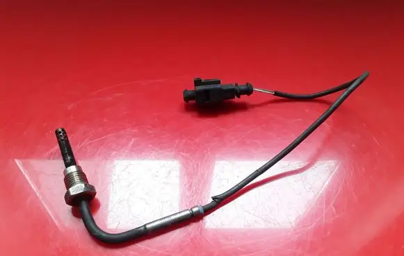 Volkswagen Phaeton Exhaust gas temperature sensor 059906088A